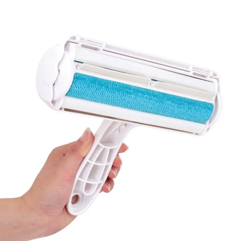 Brosse ramasse poils / cheveux
